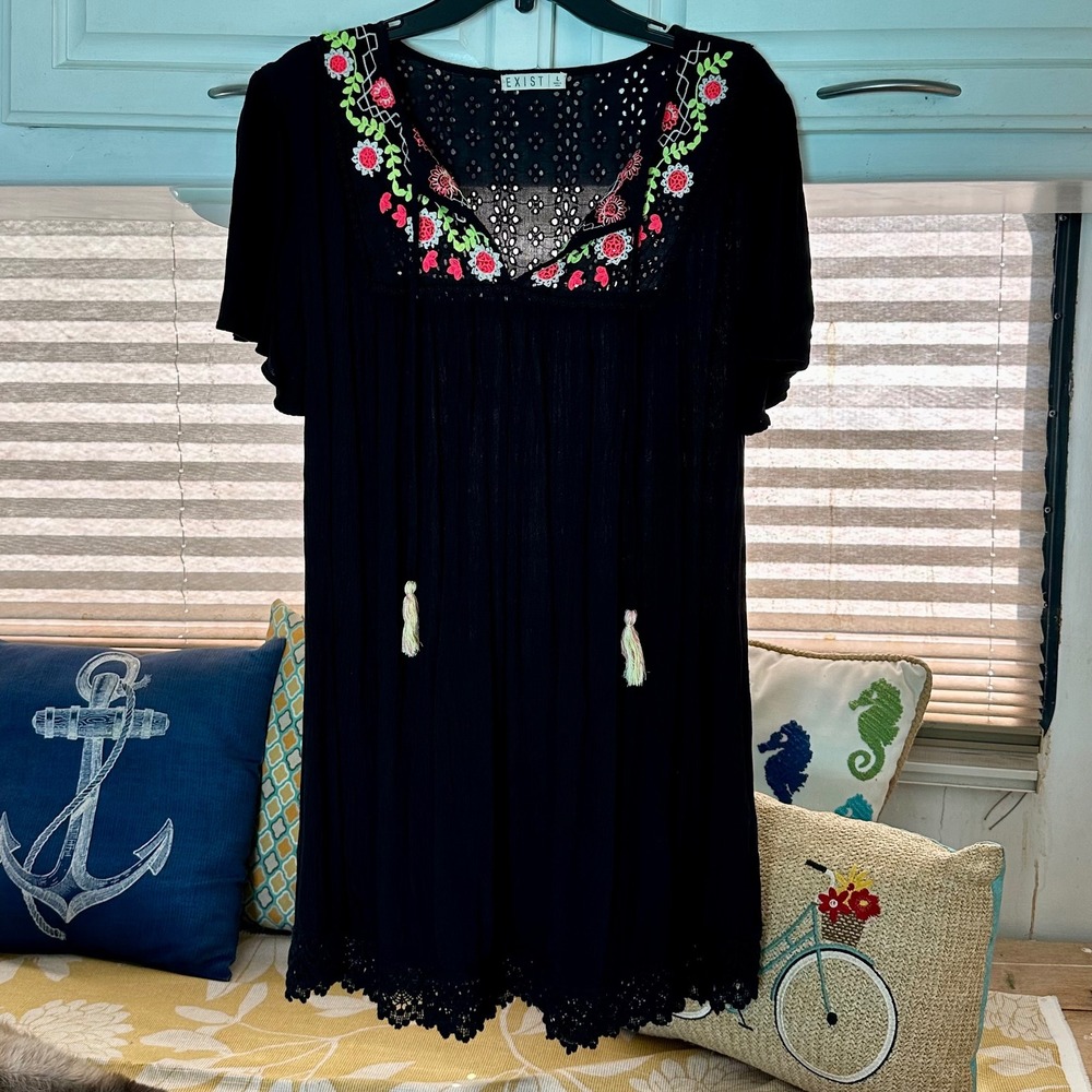 Exist Black Boho Dress Size L Colorful Embroidered Eyelet‎ Lace Peasant Tassels